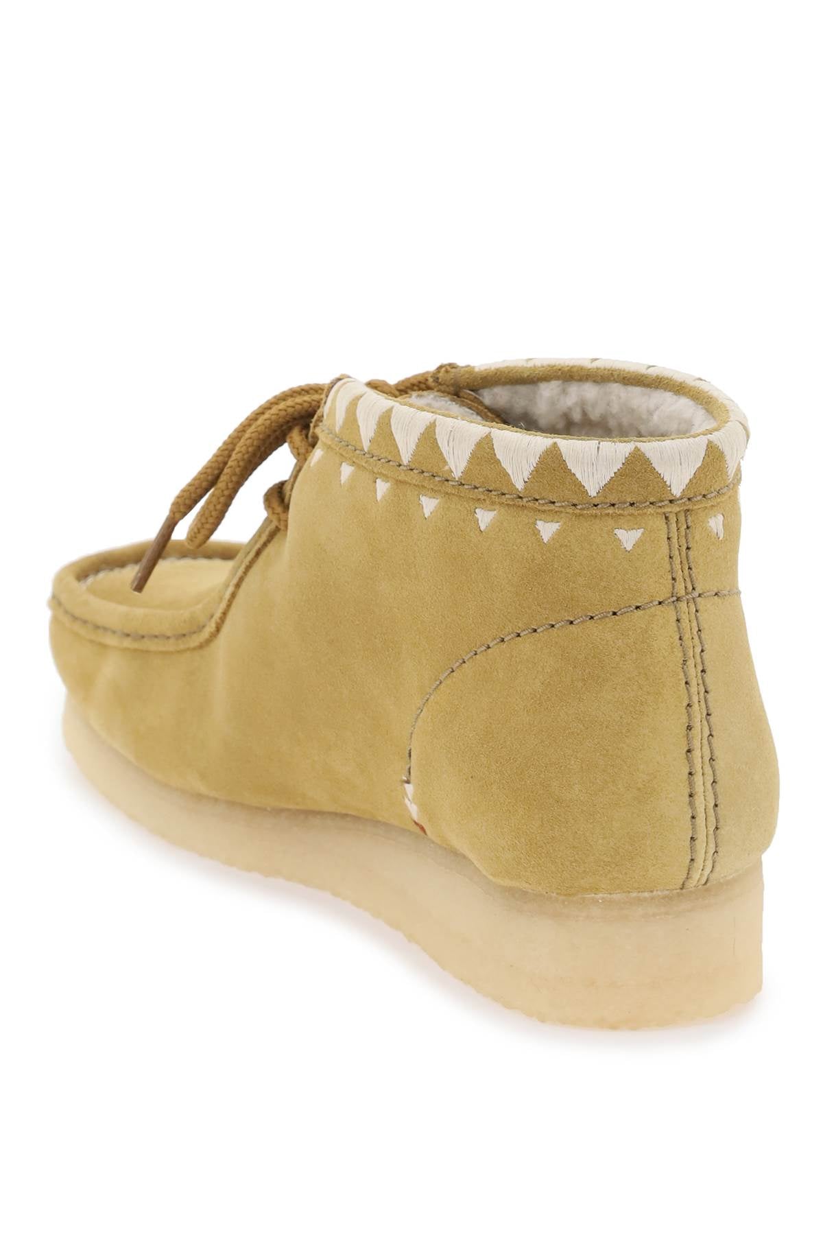 'wallabee' Lace-up Boots  - Beige