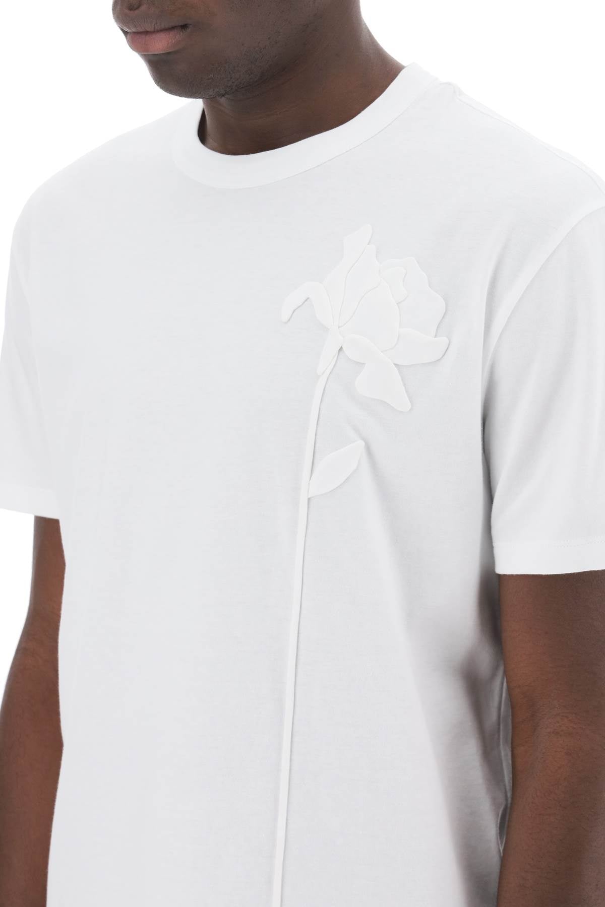 "flower Embroidered T-shirt  - White