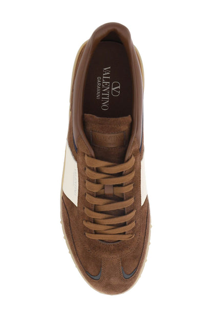 Low Top Upvillage Sneakers  - Brown