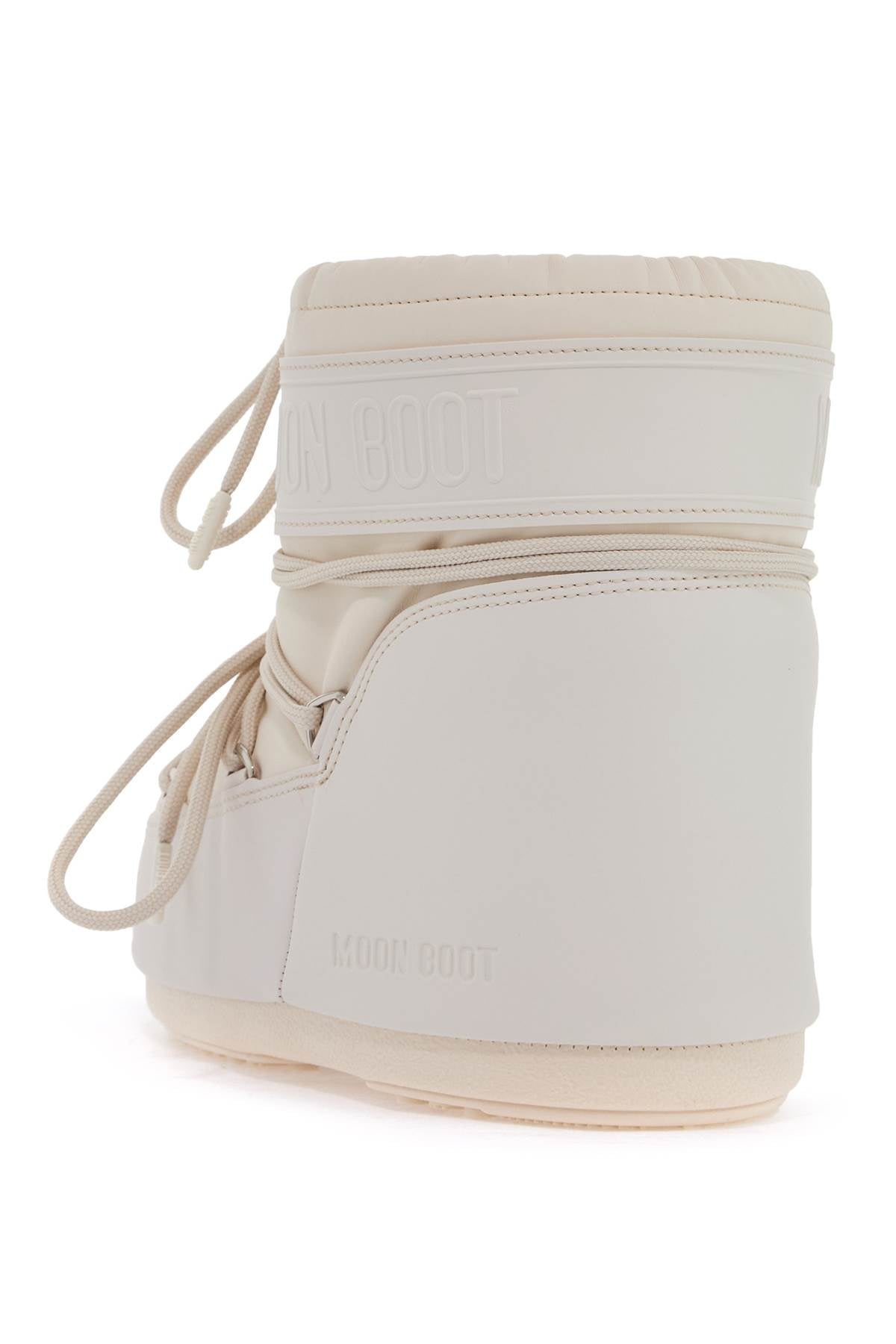 Icon Low Rubber Snow Boots In 9  - White