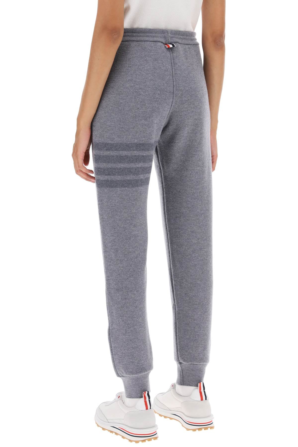 Knitted Joggers With 4-bar Motif  - Grigio