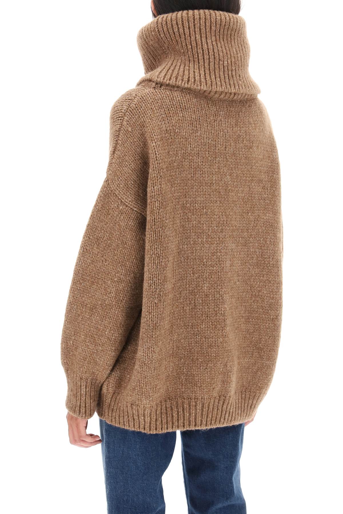 Oversized Llama Sweater  - Marrone