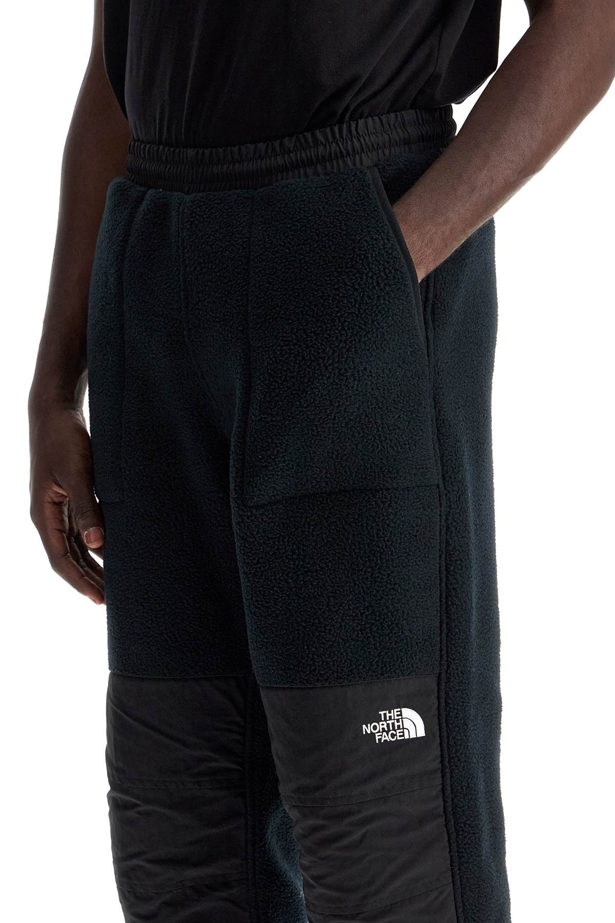 Retro Denali Fleece Sports Pants.  - Black