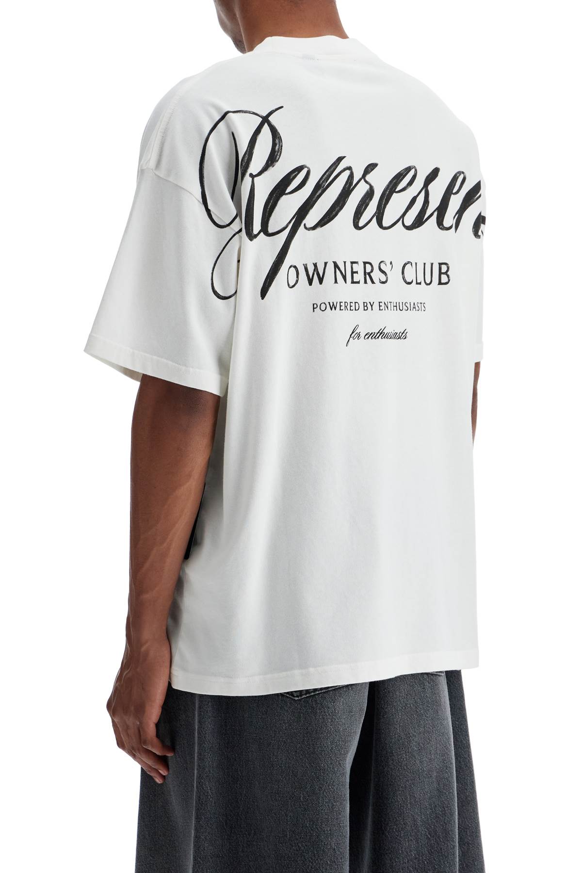 'owners' Club'  - White