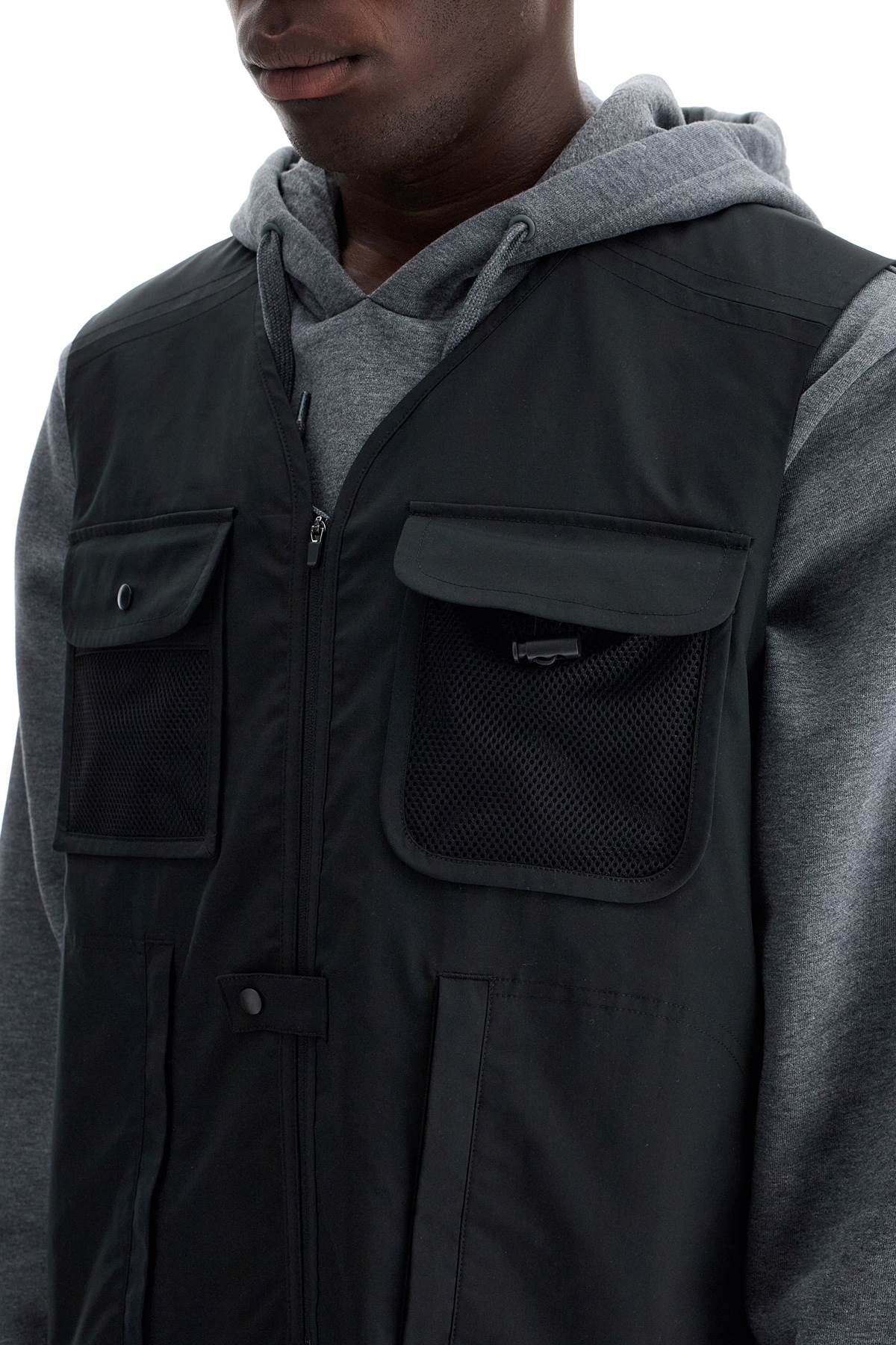 "alban Technical Fabric Vest For  - Black