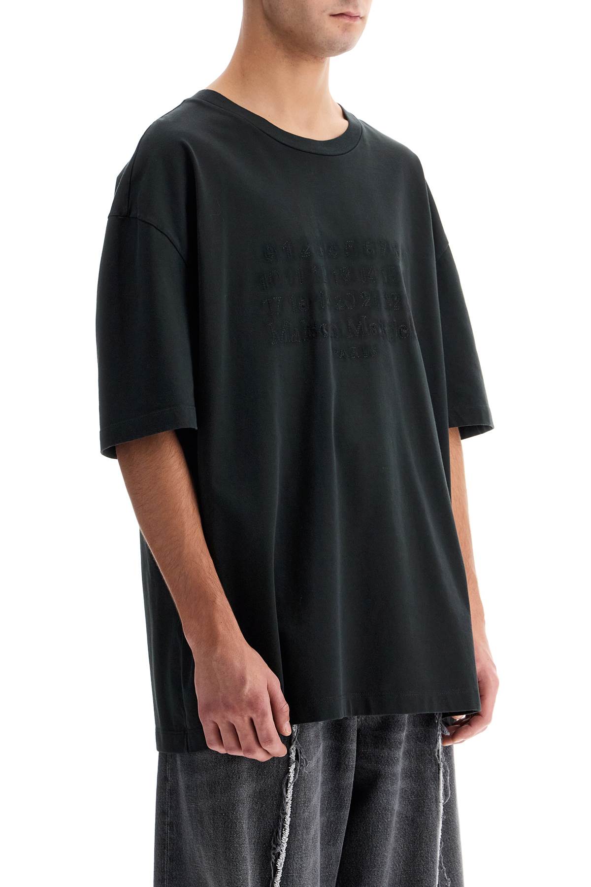 Embroidered Numeric Logo T-shirt  - Black