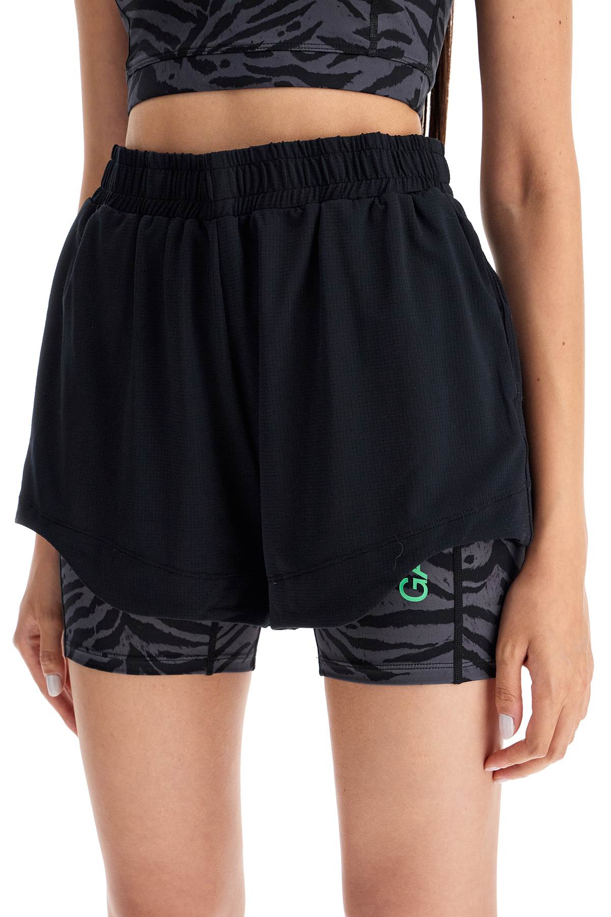 Sporty Mesh Shorts For Active  - Black