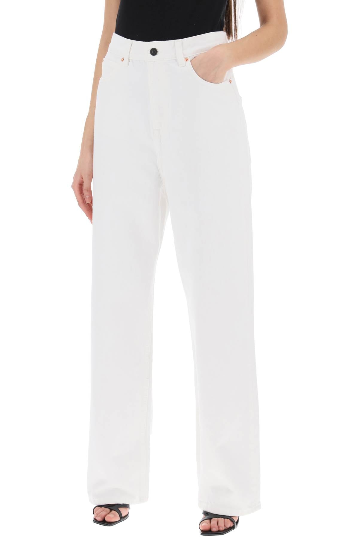 Low-waisted Loose Fit Jeans  - White