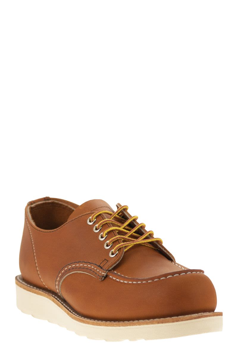 SHOP MOC - Leather lace-up shoe