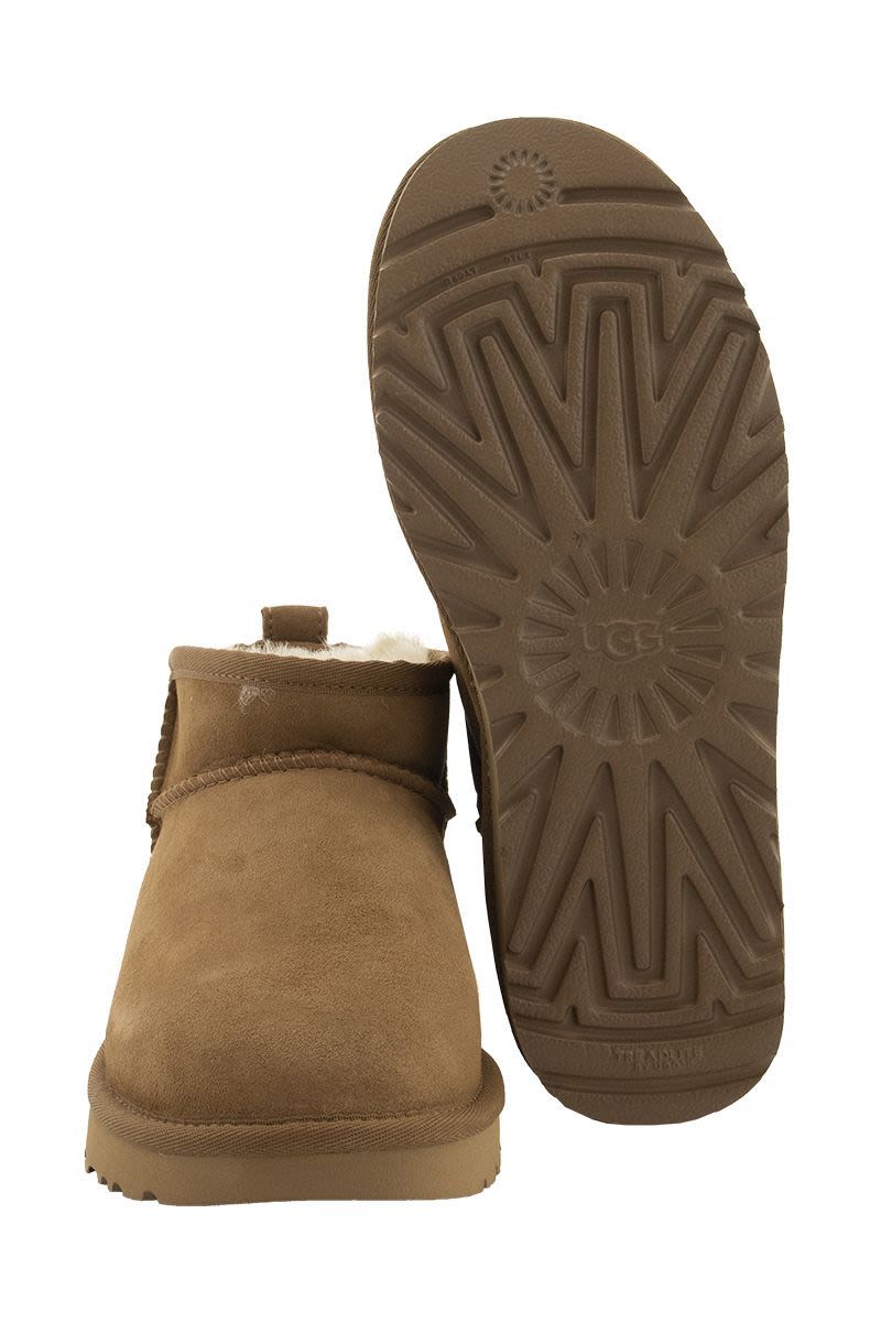 CLASSIC ULTRA MINI - Sheepskin boot