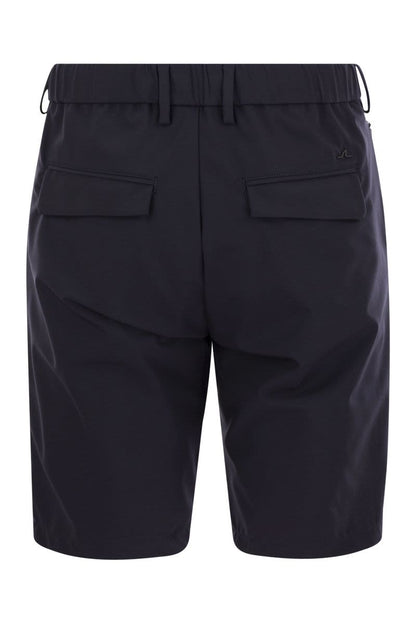 Dynamic stretch bermuda shorts