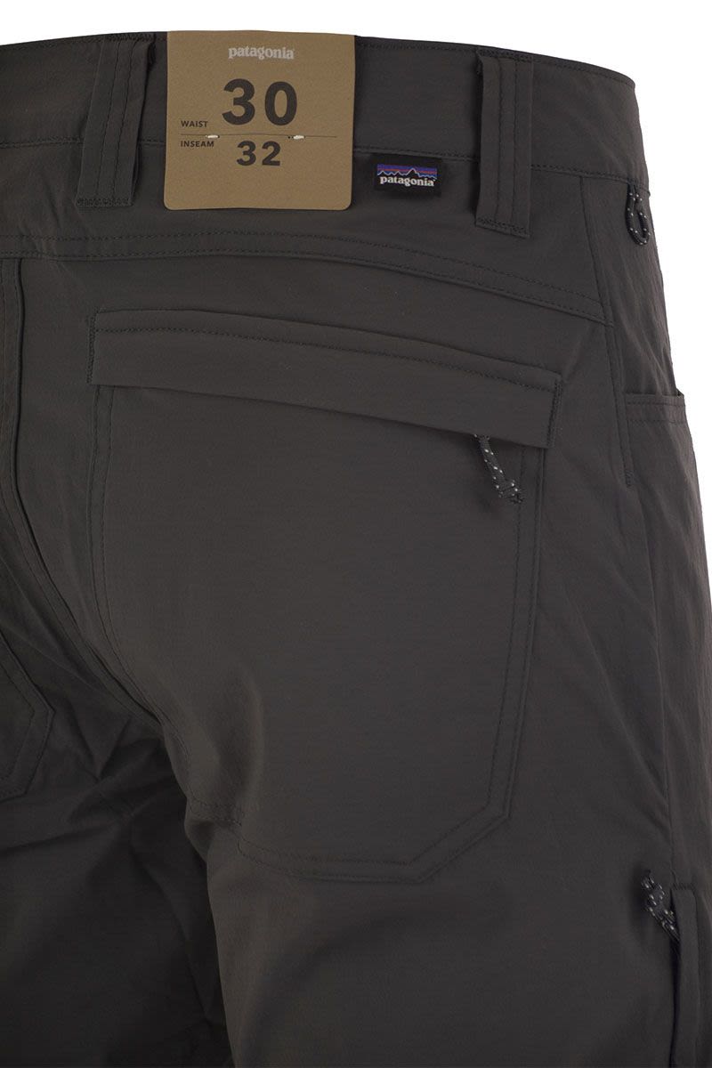 Water-repellent 5-pocket trousers