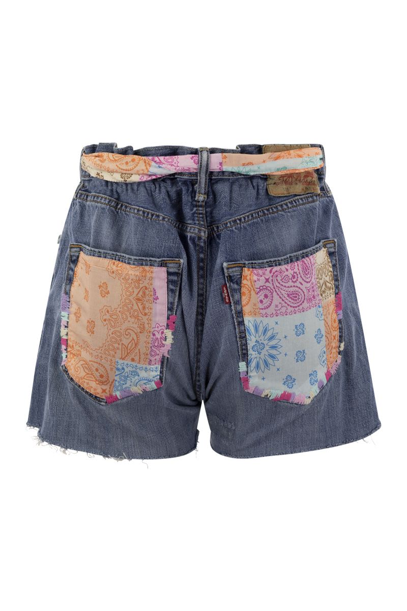 Denim shorts with belt and patches