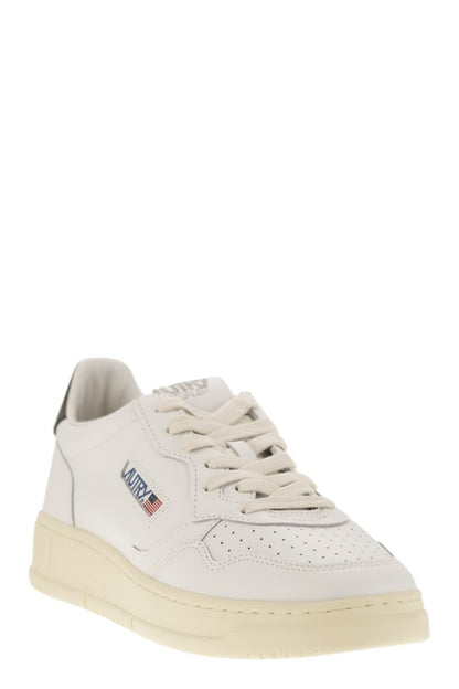 MEDALIST LOW - Leather Sneakers