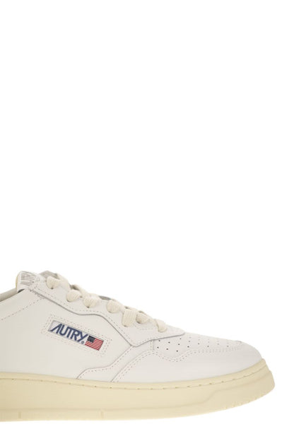 MEDALIST LOW - Leather Sneakers