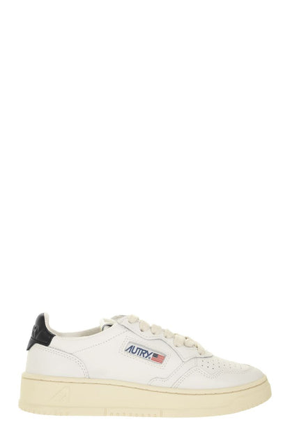 MEDALIST LOW - Leather Sneakers