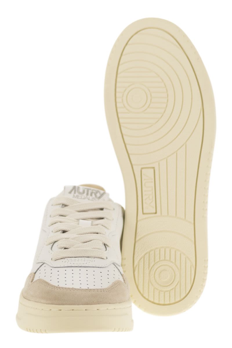 MEDALIST LOW - Leather Sneakers