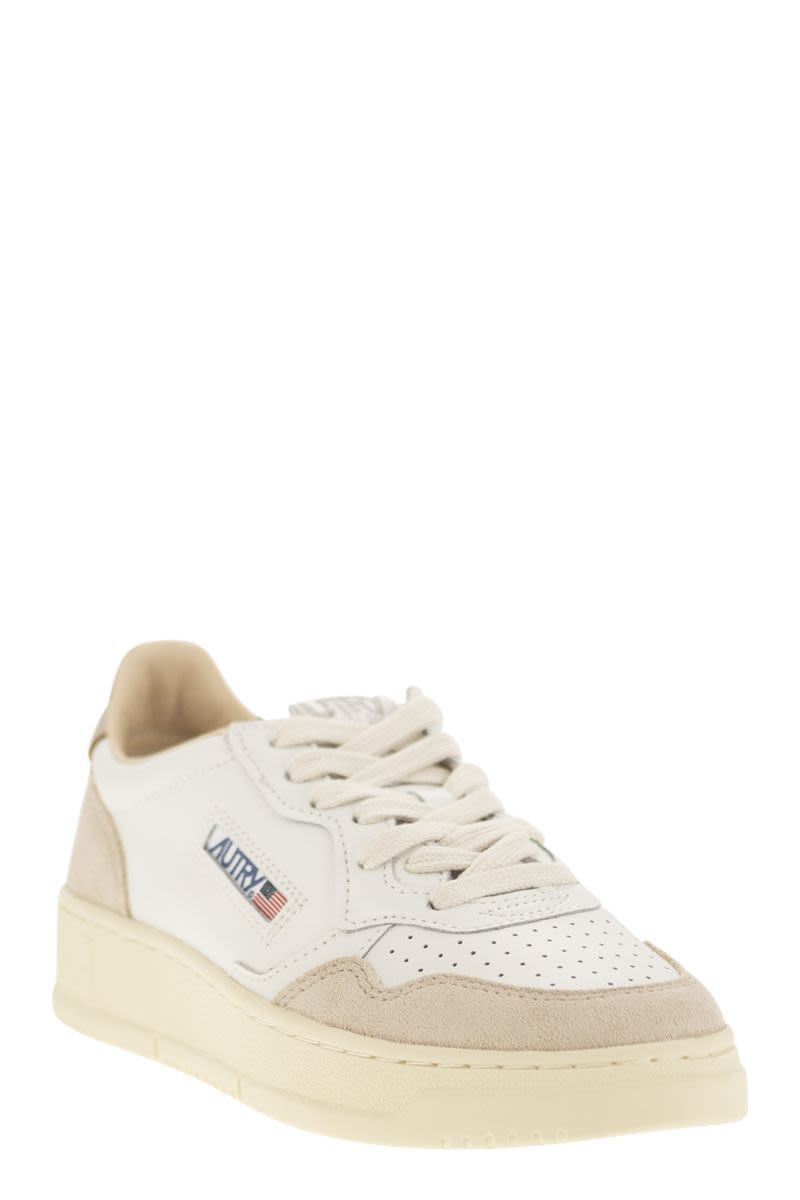 MEDALIST LOW - Leather Sneakers