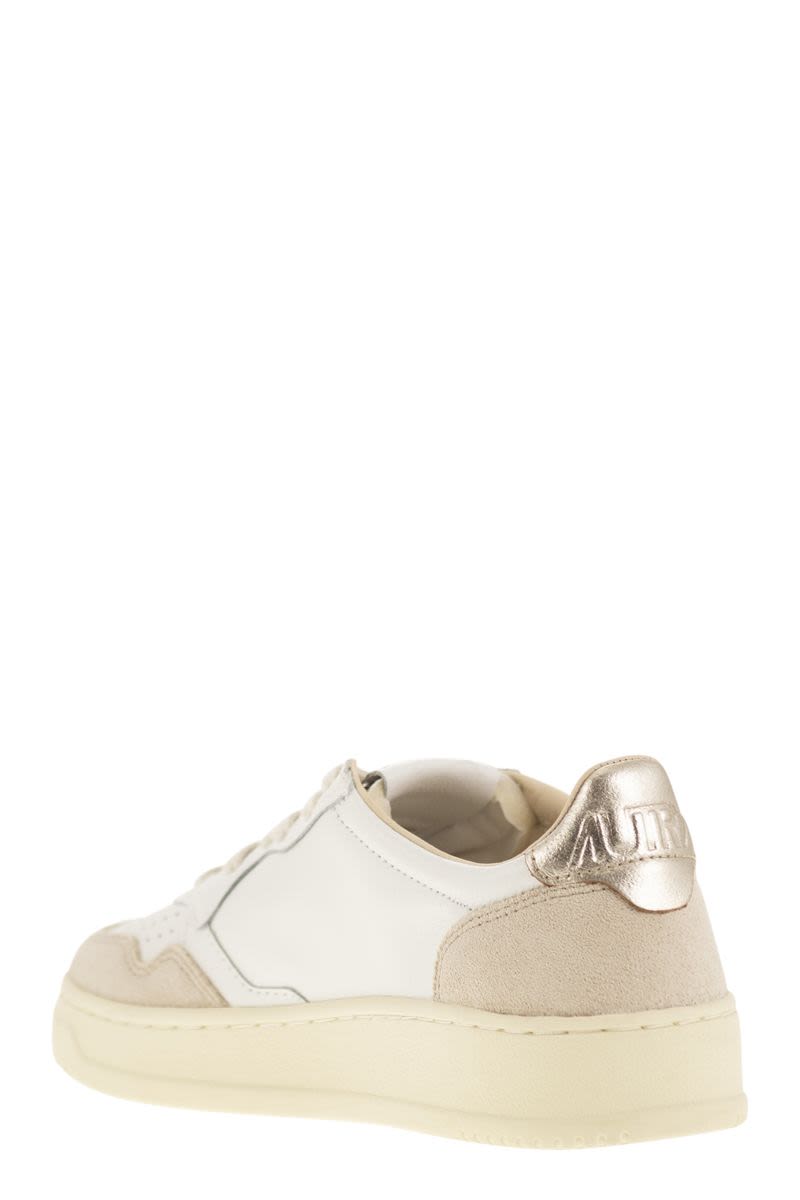 MEDALIST LOW - Leather Sneakers