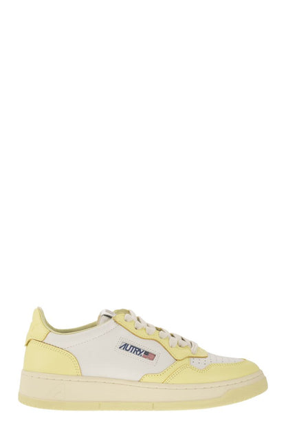 MEDALIST LOW - Two-tone Leather Sneakers