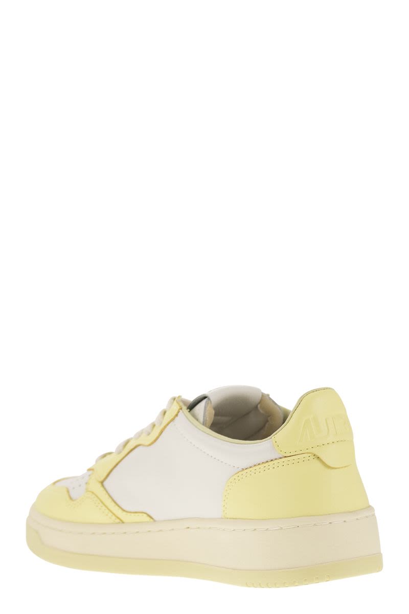 MEDALIST LOW - Two-tone Leather Sneakers