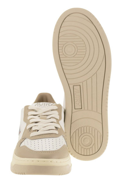 MEDALIST LOW - Two-tone Leather Sneakers