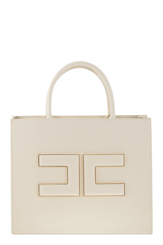 Medium shopper with logo plaque