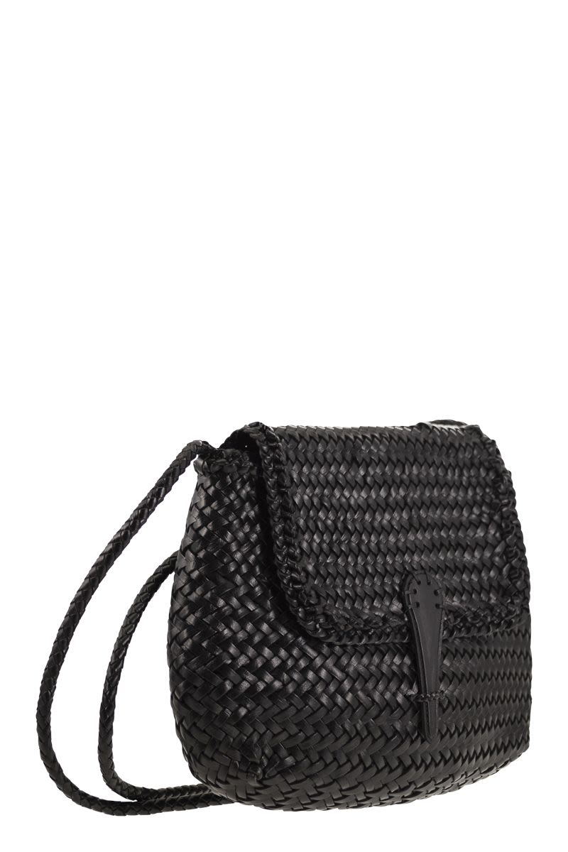 MEDIUM CITY BAG - Woven leather bag