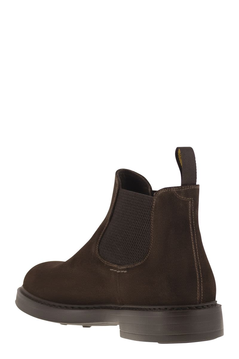 Suede chelsea boot