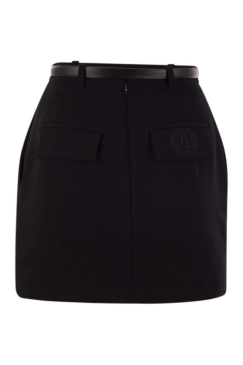 Crepe miniskirt with belt and embroidery