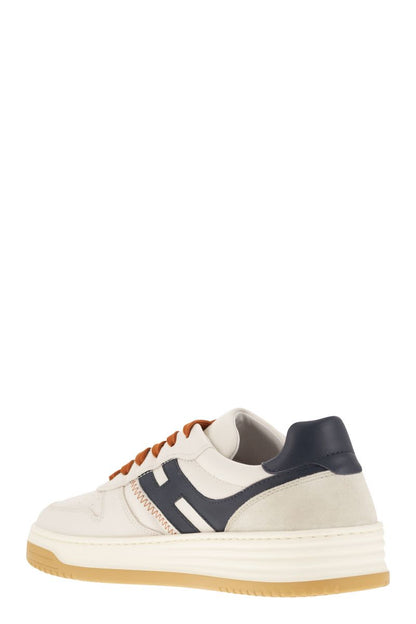 H630 - Leather lace-up trainers