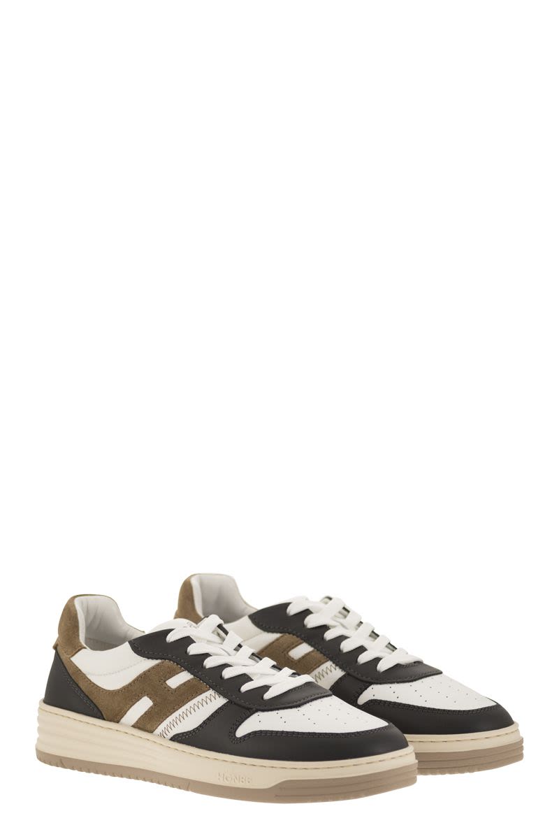 H630 - Leather lace-up trainers