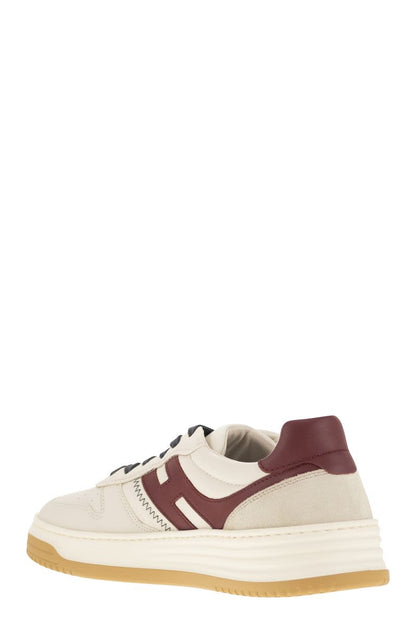 H630 - Leather lace-up trainers