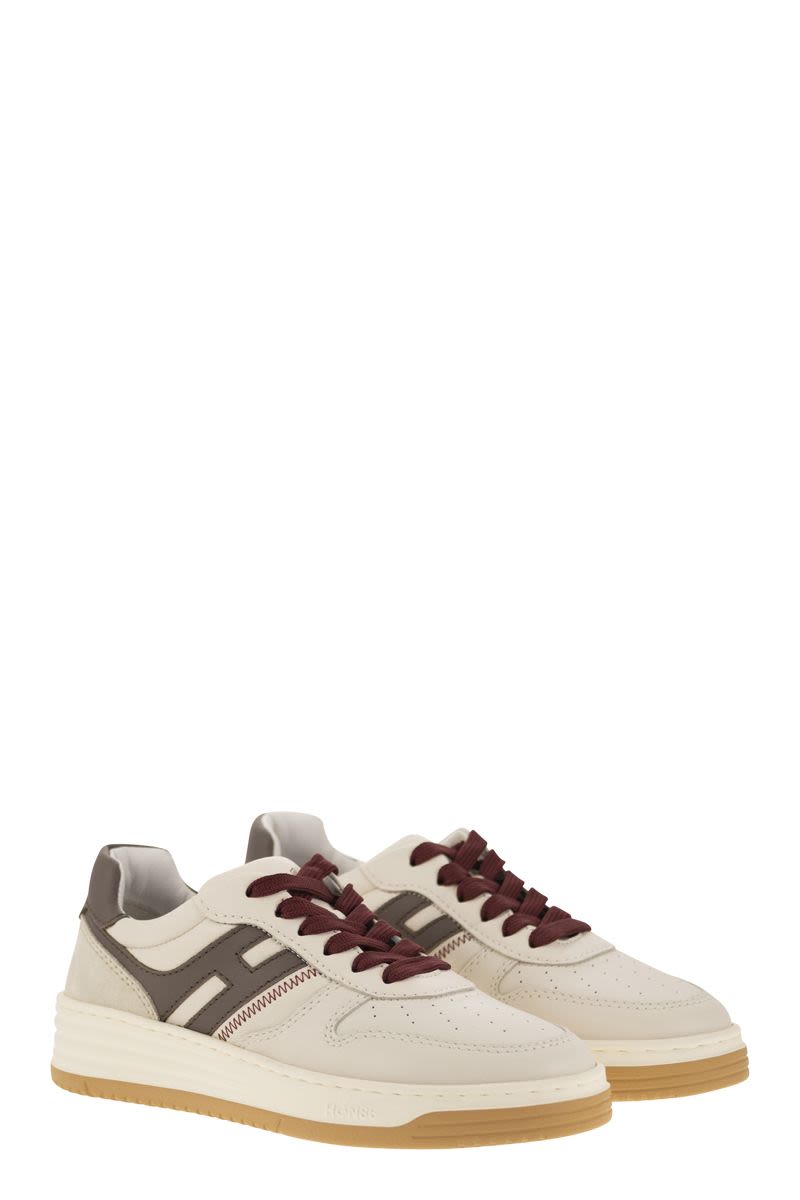 H630 - Leather Sneakers