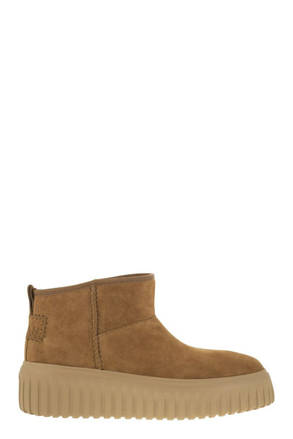 H-Stripes Suede ankle boot