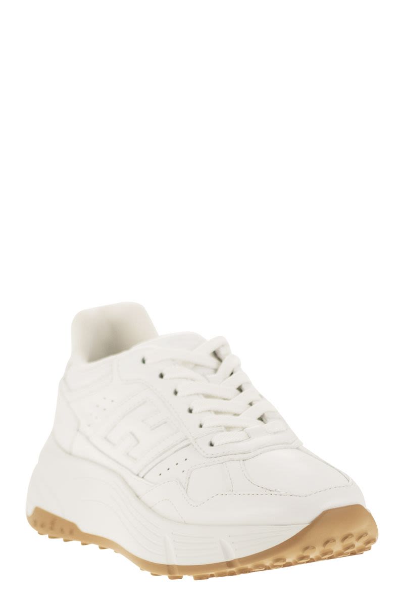 H669 - Hi-Fi leather trainers