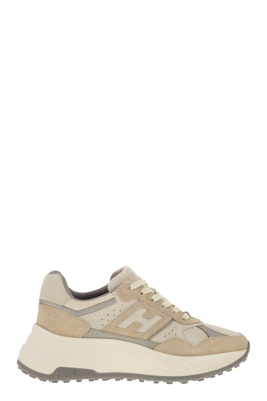 H669 - Hi-Fi fabric and suede trainers