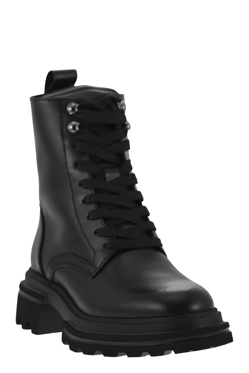 Hogan boots black