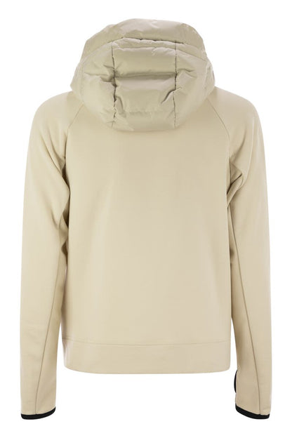 Padded sweatshirt with zip