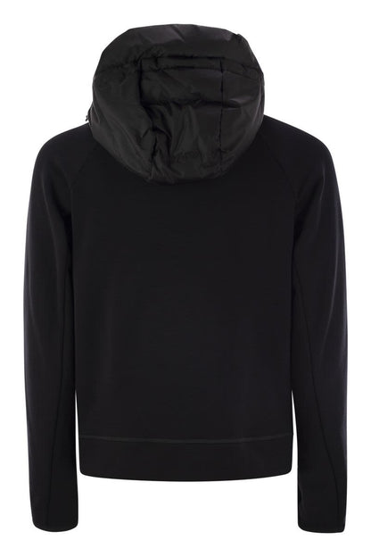 Padded sweatshirt with zip