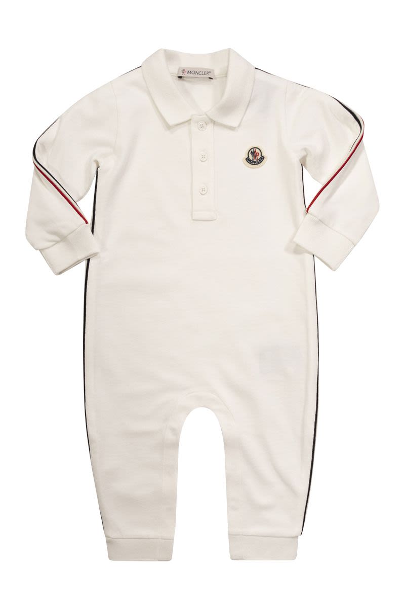 Three-coloured baby sleepsuit