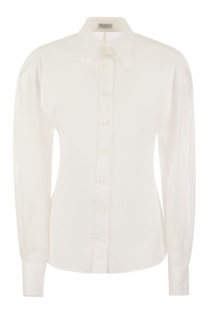 Stretch cotton poplin shirt with cotton organza sleeves and necklace