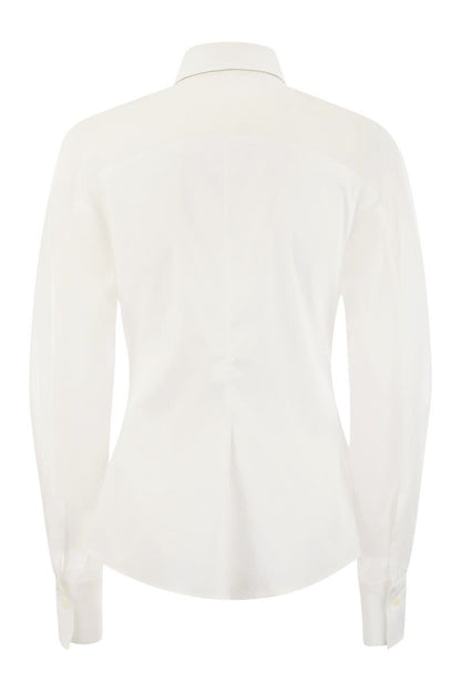 Stretch cotton poplin shirt with cotton organza sleeves and necklace