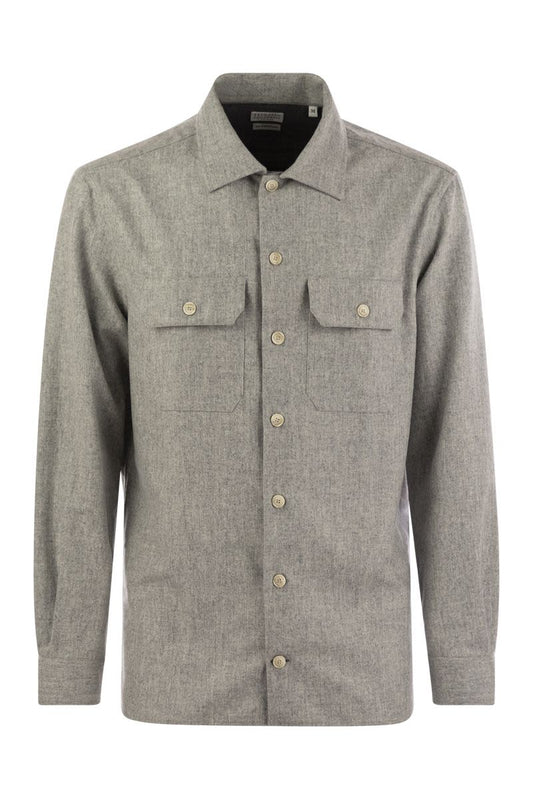 Virgin wool over shirt with pockets