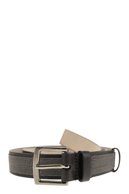 Precious leather belt with grain