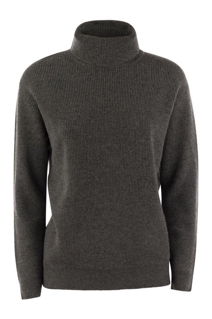 Cashmere turtleneck sweater