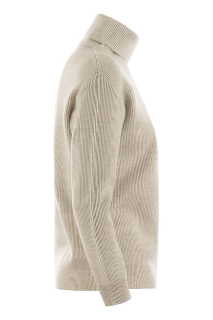 Cashmere turtleneck sweater