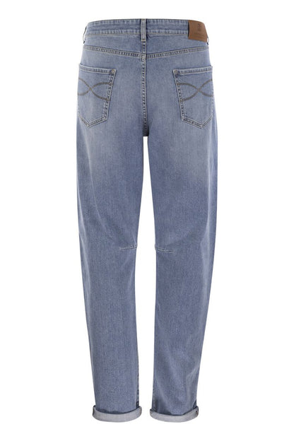 Five-pocket leisure fit trousers in lightweight denim