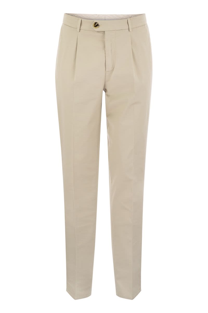 Garment-dyed Leisure Fit Trousers in American Pima Comfort Cotton with Pleats