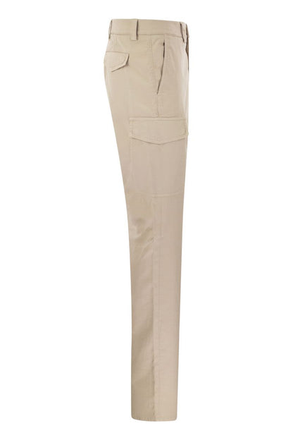 Garment-dyed Leisure fit trousers